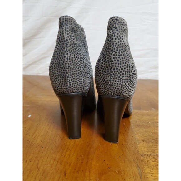 Jen By Golden Goose Gray Animal Print Dot Texture Booties Boots Sz 37 US Sz 6.5 - Picture 3 of 7